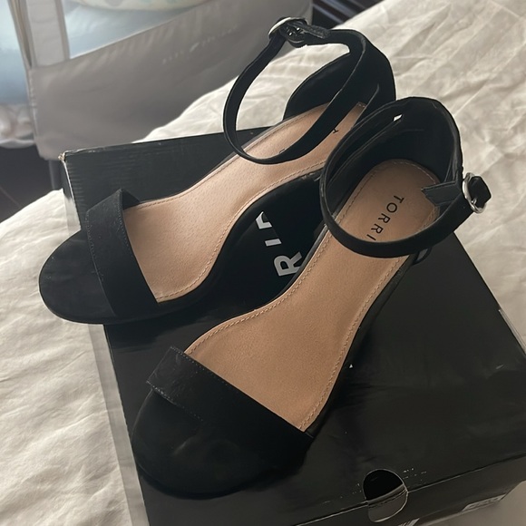 Torrid Heels - Picture 5 of 5